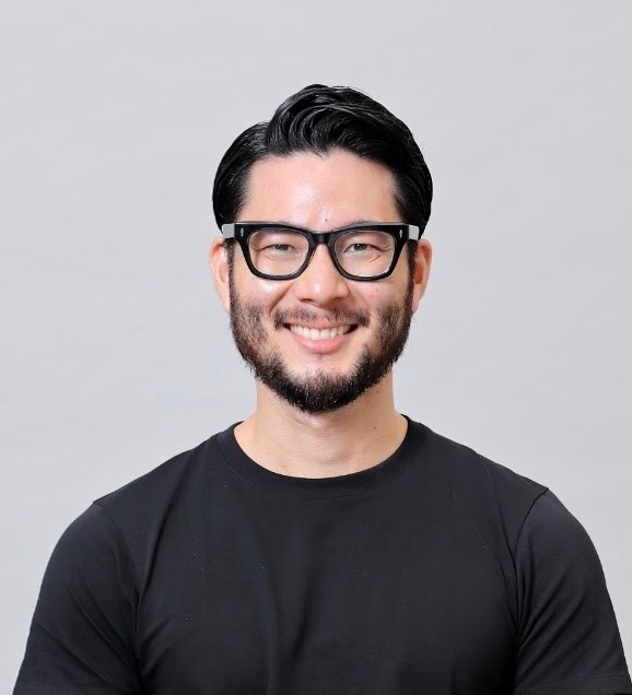 Akifumi Chris Takigawa